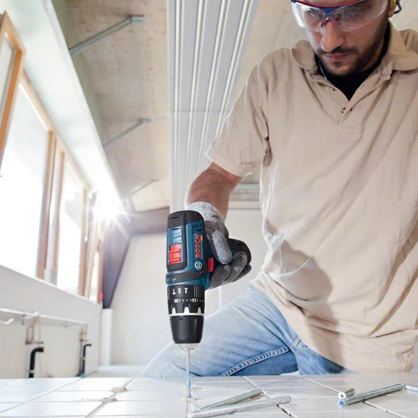 Visseuse Perceuse à Percussion Sans Fil Perceuse Visseuse à Percussion Bosch GSB 12V-15 2 Batteries 12V 2,0Ah Chargeur Et Sacoche 6 Visseuse Perceuse à Percussion Sans Fil Perceuse Visseuse à Percussion Bosch GSB 12V-15 2 Batteries 12V 2,0Ah Chargeur Et Sacoche – Image 4