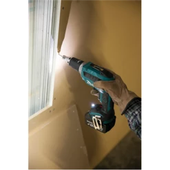 Visseuse Plaquiste Sans Fil Visseuse Plaque De Plâtre Makita DFS452RTJ Avec Batteries Et Chargeur