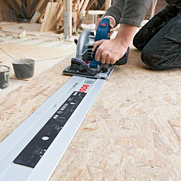 Scie Circulaire Filaire Bosch GKS85G Ø235 Mm 2200W Livré En L BOXX 6 Scie Circulaire Filaire Bosch GKS85G Ø235 Mm 2200W Livré En L BOXX – Image 4