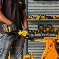 Meuleuse Sans Fil Meuleuse Dewalt XR 54V DCG414NT-XJ Ø125 Mm S/Batterie Ni Chargeur En Coffret Tstak -Outils électroportatifs Soldes dcg414nt 4