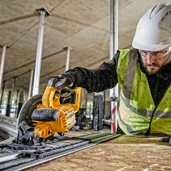 Scie Circulaire Sans Fil Scie Circulaire Dewalt XR Flexvolt 54V Ø190mm DCS579X2-QW 5 Scie Circulaire Sans Fil Scie Circulaire Dewalt XR Flexvolt 54V Ø190mm DCS579X2-QW – Image 3