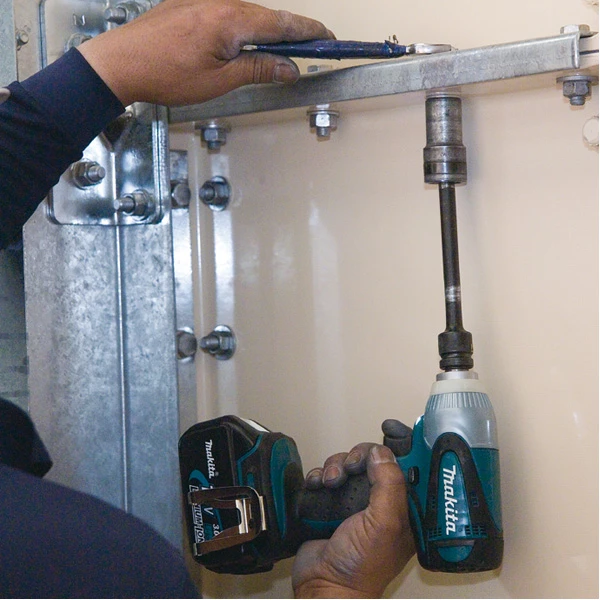 Boulonneuses à Choc Boulonneuse à Chocs 18 V Li-Ion 230 Nm 0088381076777 Makita DTW251Z 5 Boulonneuses à Choc Boulonneuse à Chocs 18 V Li-Ion 230 Nm 0088381076777 Makita DTW251Z – Image 3