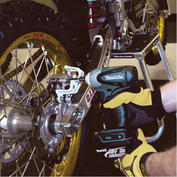 Boulonneuses à Choc Boulonneuse à Chocs 18 V Li-Ion 230 Nm 0088381076777 Makita DTW251Z 3 Boulonneuses à Choc Boulonneuse à Chocs 18 V Li-Ion 230 Nm 0088381076777 Makita DTW251Z